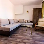 Center Big Family With Garden View Appartement Plovdiv