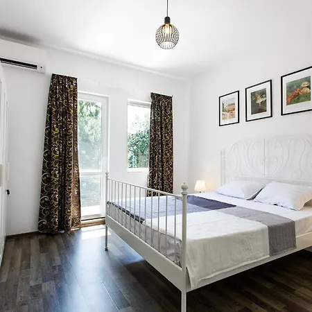 Center Big Family With Garden View Plovdiv