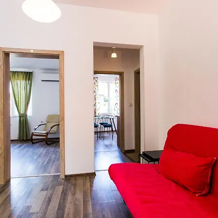 Center Big Family With Garden View Apartman