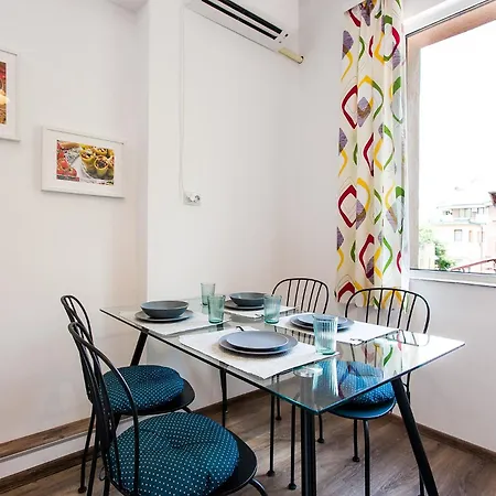 Center Big Family With Garden View Apartman *