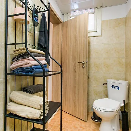 Apartman Center Big Family With Garden View