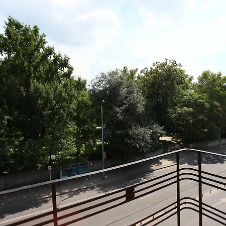 Apartman Center Big Family With Garden View *