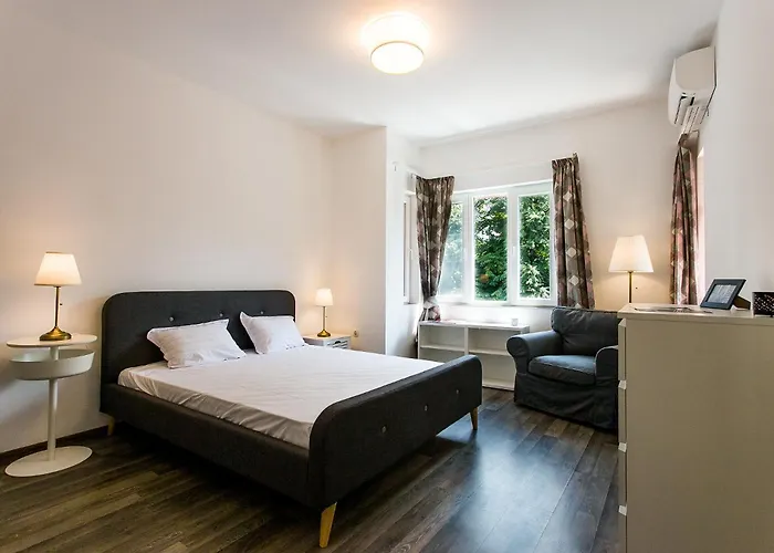 Appartement Center Big Family With Garden View